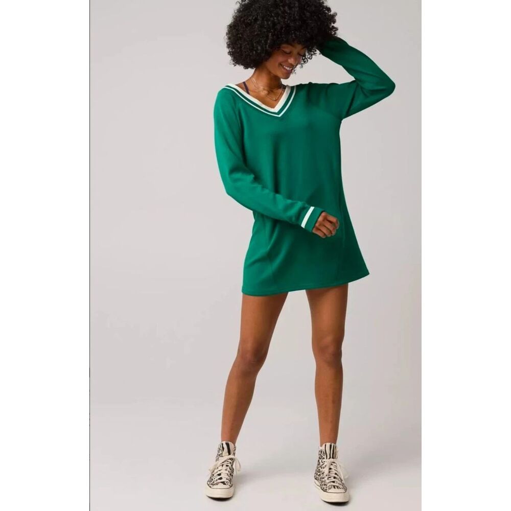 NWT OFFLINE By Aerie ChillUp Mini Sport Dress, Island Pine/White, Size XS
